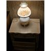 Image 6 : Floral Glass Table Lamp With Cream-Coloured Nightstand