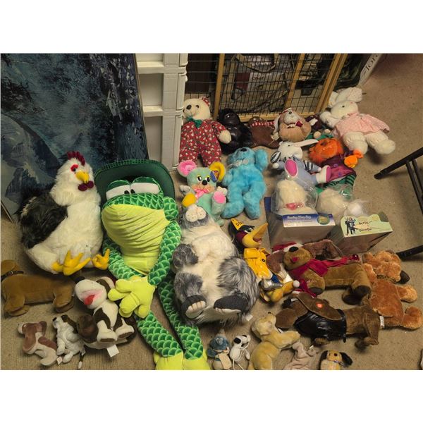 Plush Toys and Animated Figures
