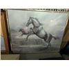 Image 5 : Horse Artwork, Tray, Metal Decor, and Faux Flowers Lot