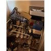 Image 2 : Women's Clothing, Shoes, and Accessories – Contents of Closets