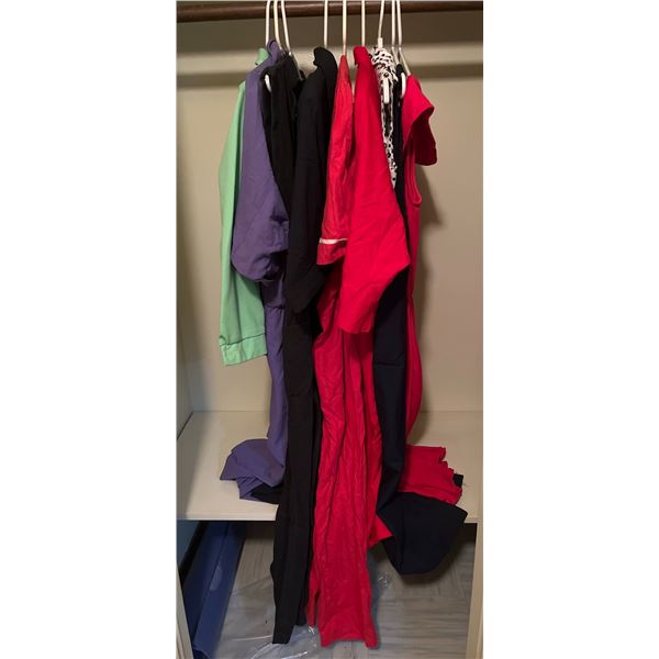 Vintage Women's Dresses in Various Sizes, Mixed Materials and Styles