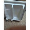 Image 3 : Danby DCR059WBE Compact Refrigerator, White, 1.7 Cu. Ft.