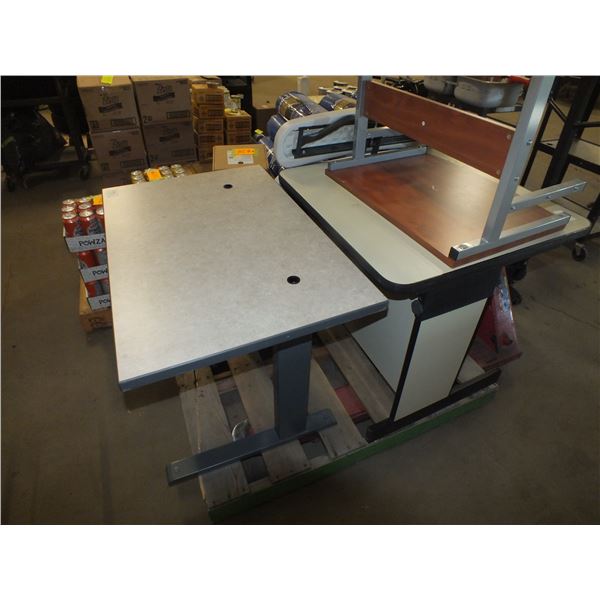 3 Small Desks & 1 Plastic Folding Table
