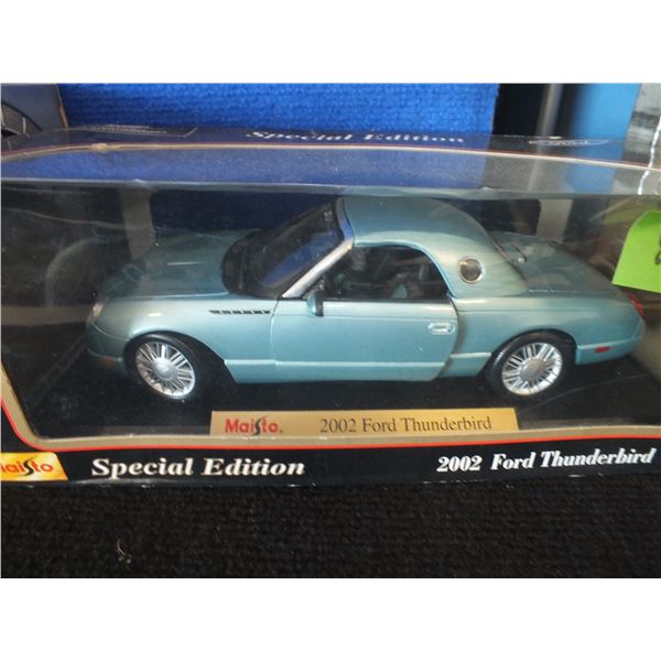 Maisto Special Edition 2002 Ford Thunderbird