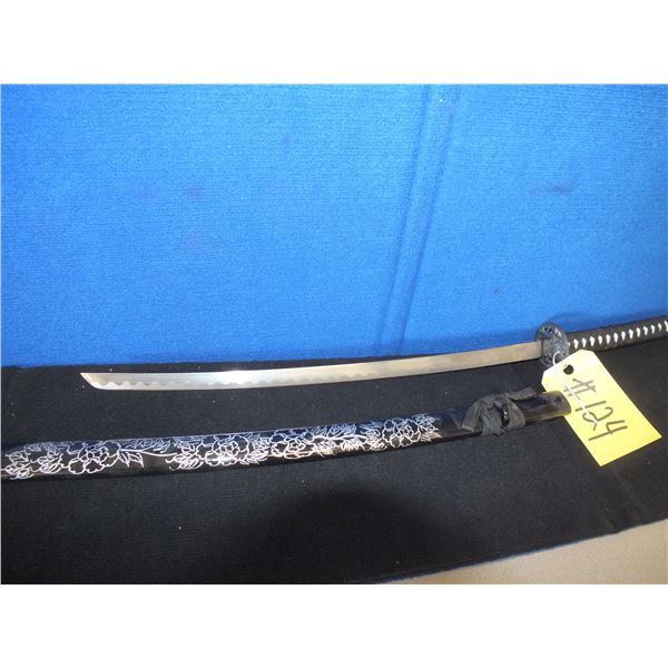 Black Handle Samurai Sword w/ Case