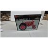 Image 12 : Ertl Precision Series McCormick-Deering Farmall F-20 Die-Cast Tractor