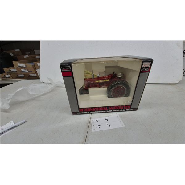 SpecCast International Harvester Farmall 350 Gas Tractor Brass Tacks Demonstrator Classic Series
