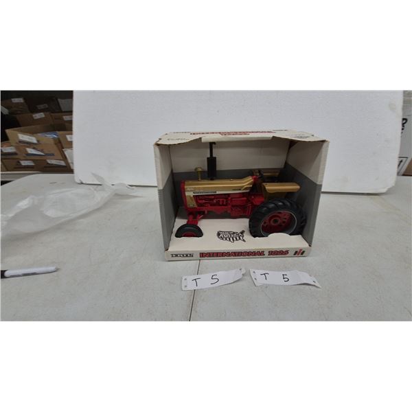 ERTL International 1026 Farmall Hydro Die-Cast Toy Tractor, 1/16 Scale, Made in America. Gold