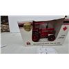 Image 3 : International 784 Die-Cast Tractor, 14th Ontario Toy Show 1999, Autographed by Joseph L. Ertl