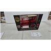 Image 1 : International Farmall 1256D 1/16 Scale Tractor, 17th Ontario Toy Show Exclusive Edition 2002