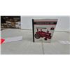 Image 7 : International Farmall 1256D 1/16 Scale Tractor, 17th Ontario Toy Show Exclusive Edition 2002