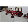 Image 3 : Ercoin International Harvester 86 Series Die-Cast Tractors, 1086 and 986 and 886 Models, Set of 3.