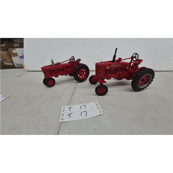 Farmall H and super M ta Die-Cast Model Tractors, 1/16 Scale. 2 tractors no