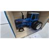 Image 3 : Ford 8730 Die-Cast Tractor with Dual Rear Wheels, 1/16 Scale, Made in USA