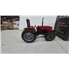 Image 2 : Ertl Case IH C-Series C100 1/16 Scale Die-Cast Tractor