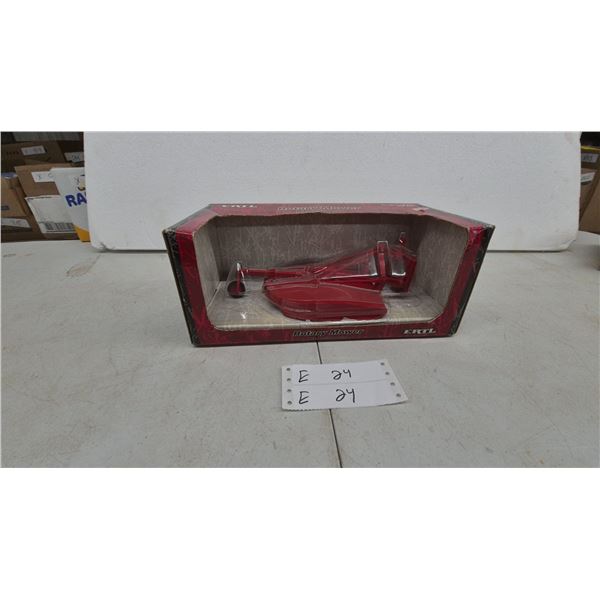 Ertl Rotary Mower Die-Cast Metal 1/16 Scale Model #1488G