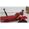 Image 7 : Ertl Foxfire Farm Miss Charlotte #6 Figurine with Die-Cast Farmall 826 Tractor by Lowell Davis