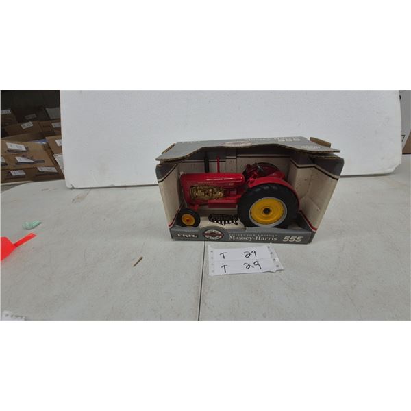Ertl Collector Edition Massey-Harris 555 Diesel Vintage Agricultural Tractor Die-Cast