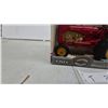 Image 5 : Ertl Collector Edition Massey-Harris 555 Diesel Vintage Agricultural Tractor Die-Cast