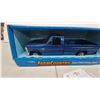 Image 2 : ERTL FarmCountry Ford F-150 XLT Pickup Truck, 1/16 Scale Die-Cast, Blue, Early-Mid