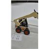 Image 4 : Nylint Hard Hat Series Pressed Steel and Plastic Skid-Steer Loader Toy