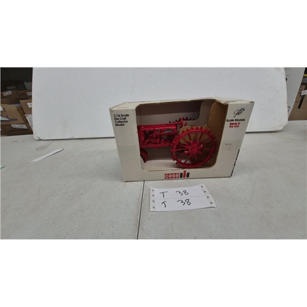 Scale Models 1/16 Scale Die-Cast Farmall F-12 Tractor, 1991 Farm Progress Show Special Edition