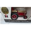 Image 3 : International Harvester 656 Hydro Demonstrator 1/16 Scale Tractor, 16th Ontario Toy Show 2001