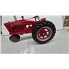 Image 3 : McCormick-Deering Farmall Model M Narrow-Front Die-Cast Scale Model Tractor 1/8 Scale