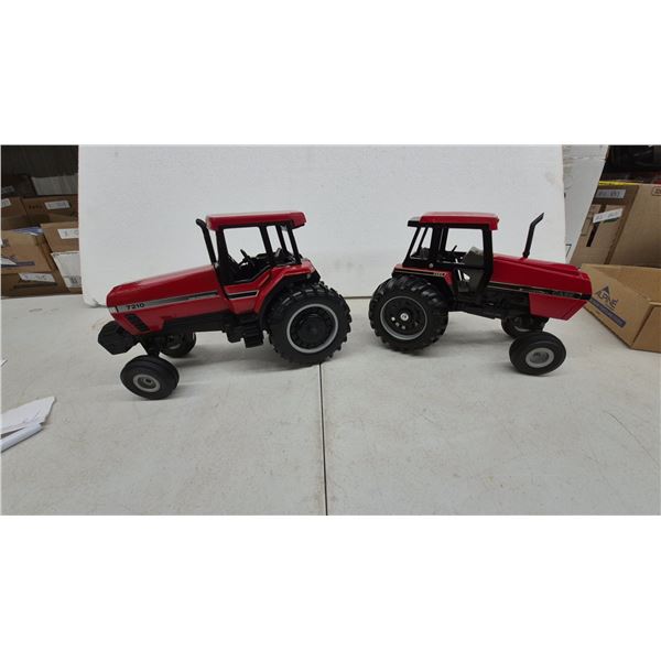 Case International 7210 and International Case 2594 Die-Cast Toy Tractors