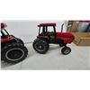Image 3 : Case International 7210 and International Case 2594 Die-Cast Toy Tractors