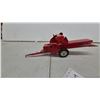 Image 4 : Ertl Tru-Scale Square Baler Vintage Red Die-Cast Metal Farm Toy 1/16