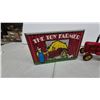 Image 11 : Massey-Harris 55 Diesel Die-Cast Tractor, 1992 Toy Farmer National Farm Toy Show Edition
