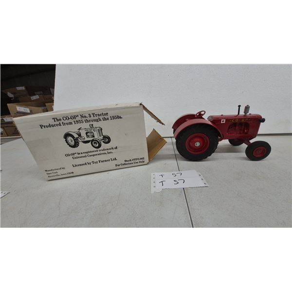 Spec Cast CO-OP No. 3 Die-Cast Tractor, 1988 Limited Edition, Canadian Flag, Stock #TFO-002