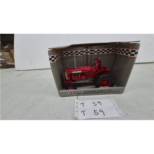 Ertl 1/16 Scale McCormick Farmall "130” 1993 Lafayette Farm Toy Show Edition Tractor