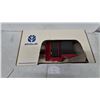 Image 3 : Country Classics by Scale Models New Holland 660 Auto-Wrap Round Baler