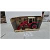 Image 1 : Ertl International Harvester 1586 Tractor with front Endloader