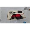 Image 5 : Ertl Case International 2594 Tractor with Cab, 1/16 Scale Die-Cast Model