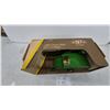 Image 4 : Ertl Collector's Edition John Deere 1940 No. 12A Combine Die-Cast Replica