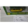 Image 3 : Ertl John Deere 1010 Crawler with Ripper 1/16 Scale Die-Cast Model, 2002 Special Edition