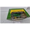 Image 3 : Ertl John Deere Model "D" 1/16 Scale Die-Cast Metal Tractor