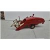 Image 3 : 1950s tru scale pull type combine model c. 406. Pressed steel