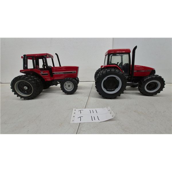 International Harvester 5488 and Case IH MX135 Die-Cast Toy Tractors with Duals. Mfwa