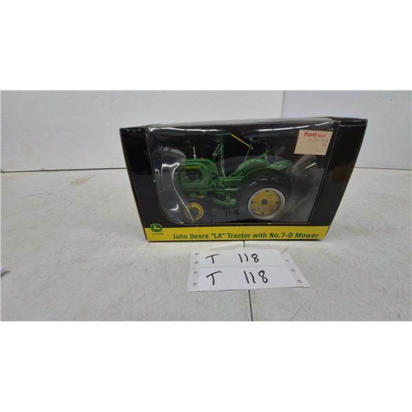 John Deere "LA" Tractor with No. 7-D Mower, SpecCast 1/16 Scale Die-Cast Replica