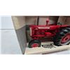 Image 3 : Ertl International 650 Diesel Die-Cast Tractor