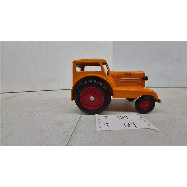 Ertl Die-Cast of 1938 Minneapolis-Moline UDLX Comfortractor Toy Tractor with Enclosed Cab