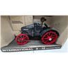 Image 3 : International 8-16 Kerosene Tractor 1/16 Scale Die-Cast Model by Scale Models