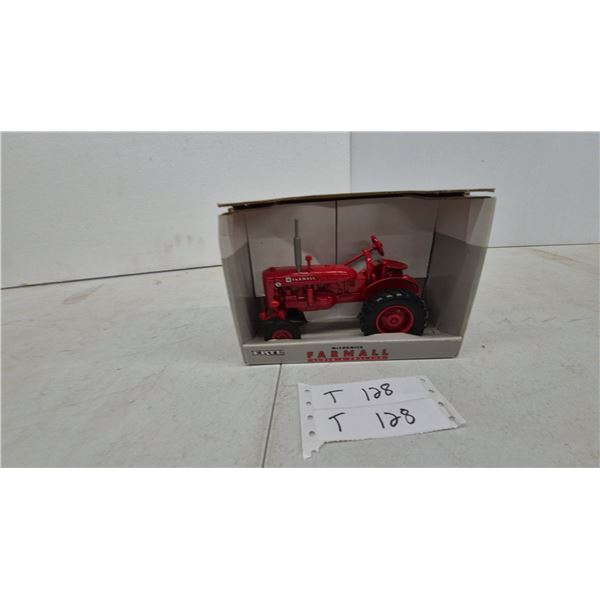 Ertl McCormick Farmall Super-A Die-Cast Tractor, 1/16 Scale, with Steerable Front End