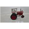 Image 5 : International Harvester Farmall 1256 Turbo Die-Cast Tractor with Cab and Duals, 1968