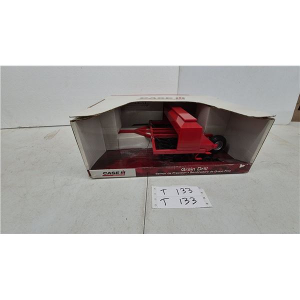 Ertl Case IH Agriculture Grain Drill Scale Model Toy
