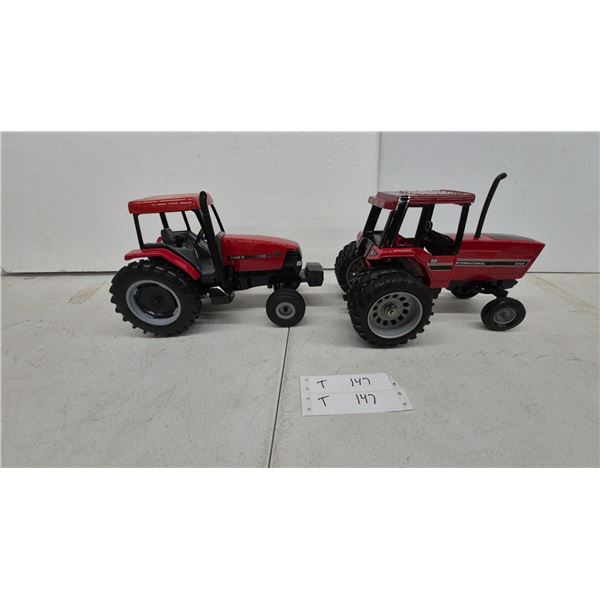 Case IH MX110 and International 5288 Die-Cast Toy Tractors